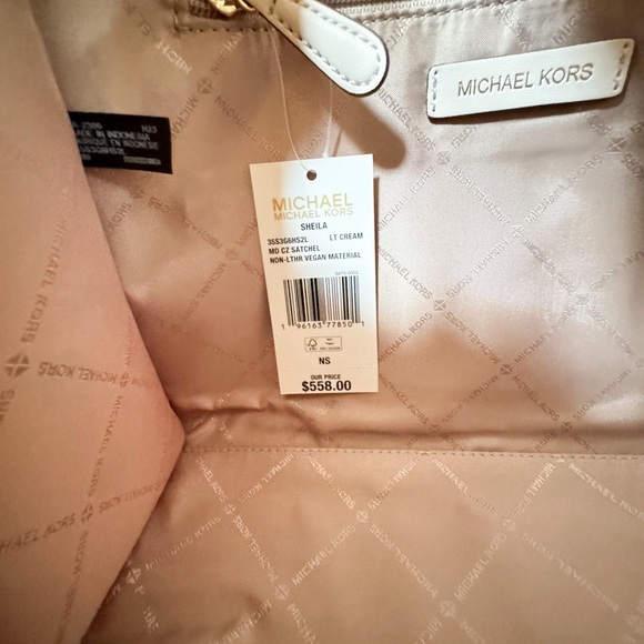 Michael Kors Sheila Medium Center Zip Satchel Shoulder Crossbody Bag Light Cream - Picture 11 of 11